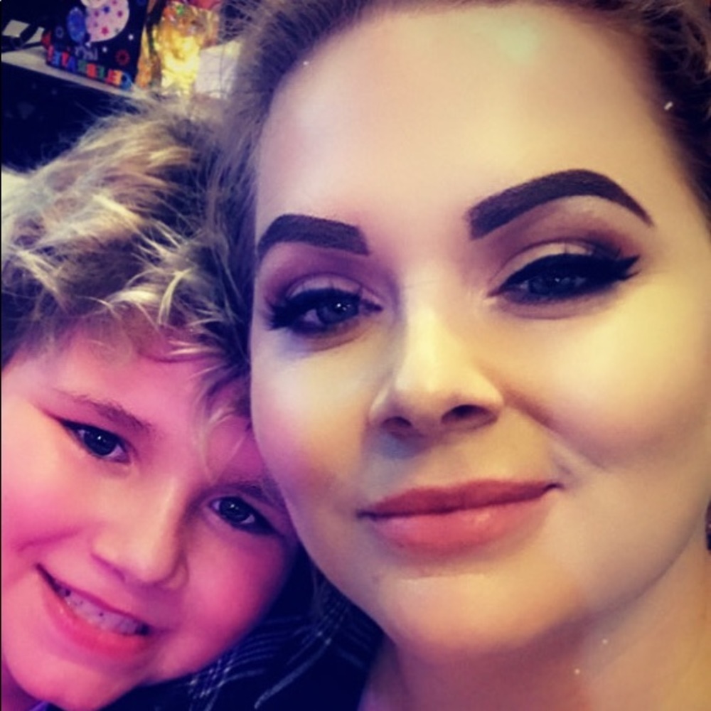 Meet your Posher, Stephanie